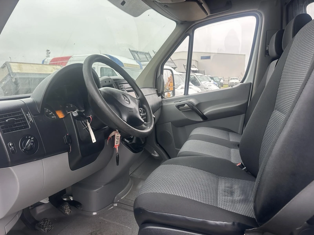Mercedes-Benz Sprinter 319 - автомобили, коли, обяви за нови и употребявани 10