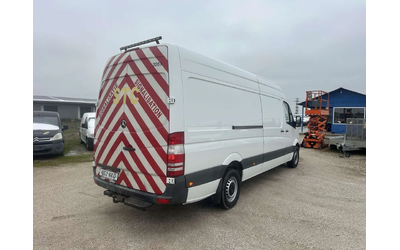 mercedes-benz-sprinter-319 - 4