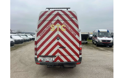 mercedes-benz-sprinter-319 - 5