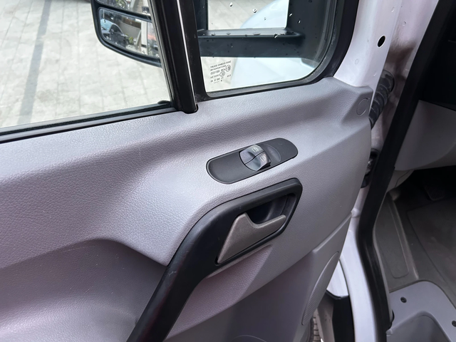 Mercedes-Benz Sprinter 413CDI до 3.5т. Хладилен + ток - автомобили, коли, обяви за нови и употребявани 14