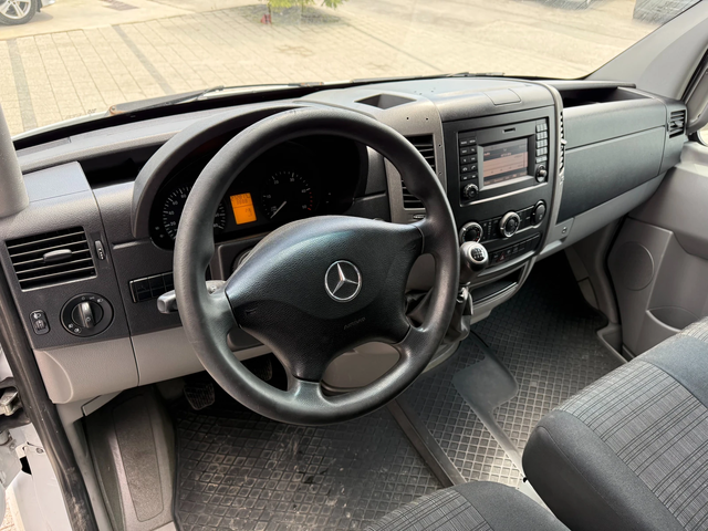 Mercedes-Benz Sprinter 316CDI Клима Падащ борд 4.25м. - автомобили, коли, обяви за нови и употребявани 12