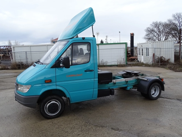 Mercedes-Benz Sprinter 412 ВЛЕКАЧ-* 3.5 т* 176000km - автомобили, коли, обяви за нови и употребявани 3