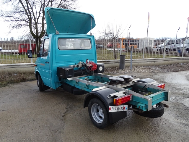 Mercedes-Benz Sprinter 412 ВЛЕКАЧ-* 3.5 т* 176000km - автомобили, коли, обяви за нови и употребявани 5