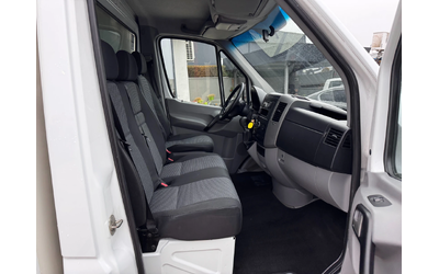 Mercedes-Benz Sprinter 413 CDI Хладилен + ток Клима 3.42м. до 3.5т. - автомобили, коли, обяви за нови и употребявани 11