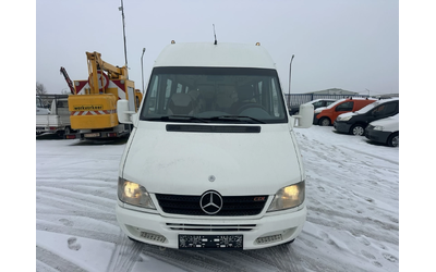 mercedes-benz-sprinter-413 - 2