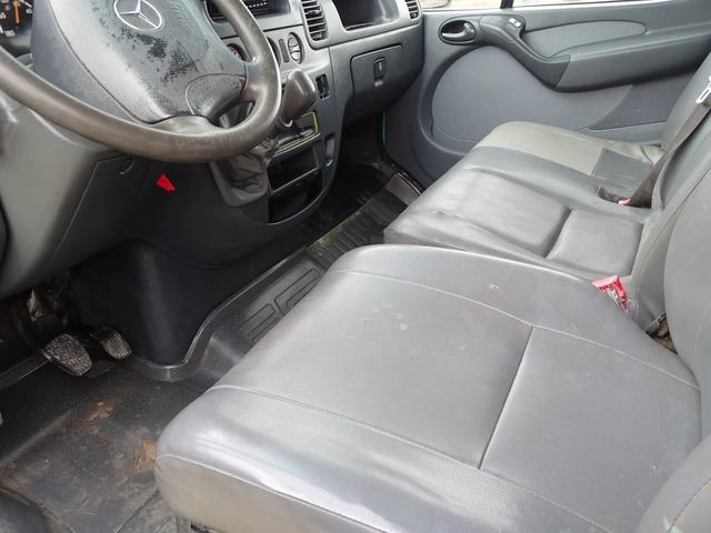 Mercedes-Benz Sprinter 413 * * * ШАСИ * * * 7 места* * * - автомобили, коли, обяви за нови и употребявани 10