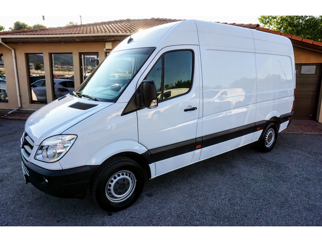 Mercedes-Benz Sprinter 316 CDI - автомобили, коли, обяви за нови и употребявани 0