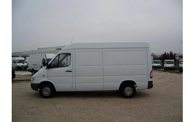 Mercedes-Benz Sprinter НА ЧАСТИ - автомобили, коли, обяви за нови и употребявани 16