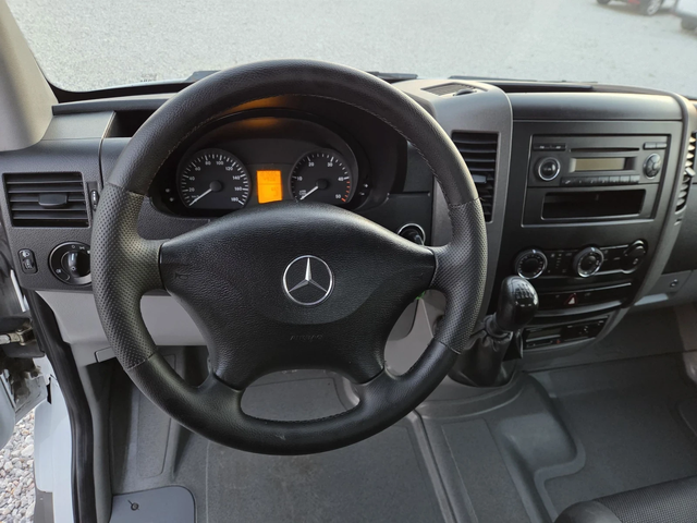 Mercedes-Benz Sprinter 511 CDI, Климатик, До 3.5 тона, 4.30 метра - автомобили, коли, обяви за нови и употребявани 10