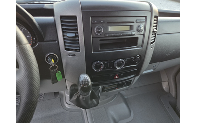 Mercedes-Benz Sprinter 511 CDI, Климатик, До 3.5 тона, 4.30 метра - автомобили, коли, обяви за нови и употребявани 11