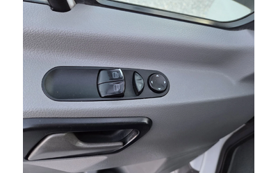 Mercedes-Benz Sprinter 511 CDI, Климатик, До 3.5 тона, 4.30 метра - автомобили, коли, обяви за нови и употребявани 12