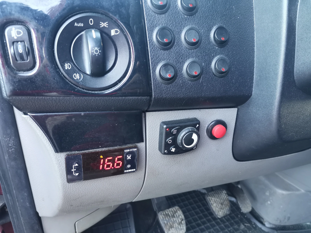 Mercedes-Benz Sprinter 518 3.0-АВТОБУС 22+ 1 МЕСТА - автомобили, коли, обяви за нови и употребявани 9