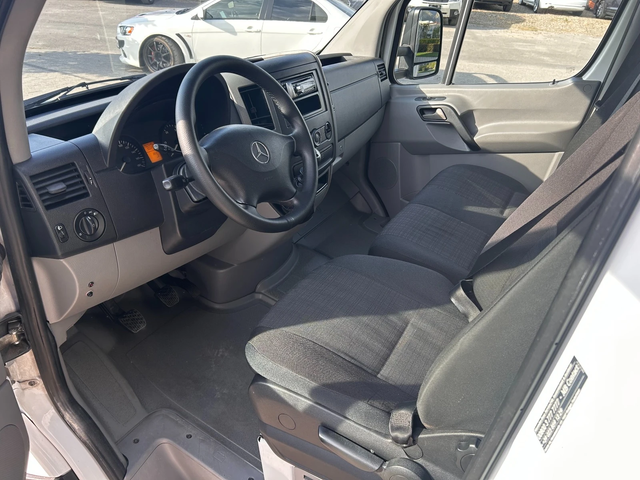 Mercedes-Benz Sprinter 519 CDI до 3, 5т 4, 26м. Клима EURO 6 - автомобили, коли, обяви за нови и употребявани 10