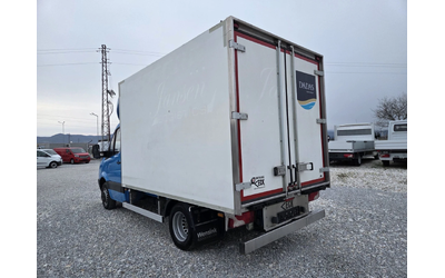 mercedes-benz-sprinter-519 - 2