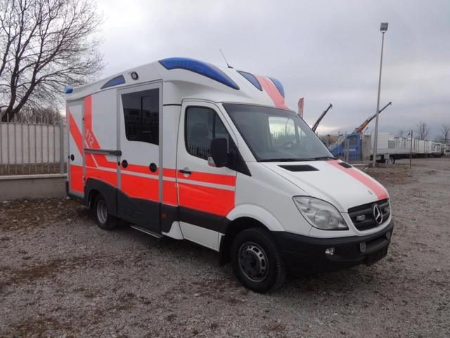 Mercedes-Benz Sprinter 519CDI - автомобили, коли, обяви за нови и употребявани 0