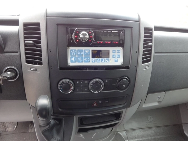Mercedes-Benz Sprinter 519CDI - автомобили, коли, обяви за нови и употребявани 12