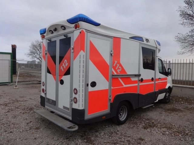 Mercedes-Benz Sprinter 519CDI - автомобили, коли, обяви за нови и употребявани 3