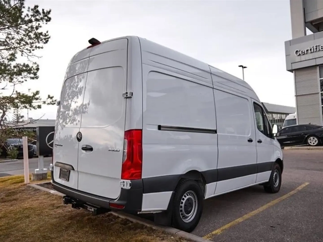 Mercedes-Benz Sprinter Cargo Van 2500 Standard Roof Diesel - автомобили, коли, обяви за нови и употребявани 3