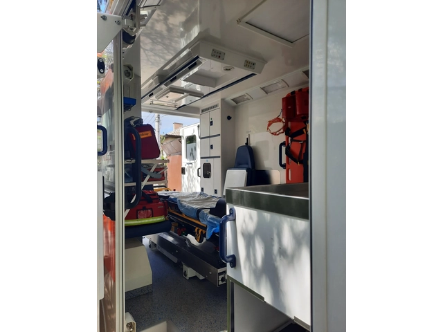 Mercedes-Benz Sprinter 2.2 DISEL - автомобили, коли, обяви за нови и употребявани 2