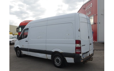 mercedes-benz-sprinter - 2