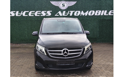 mercedes-benz-v-220 - 0