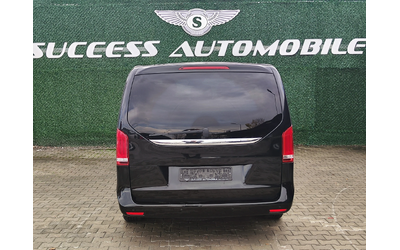 mercedes-benz-v-220 - 3