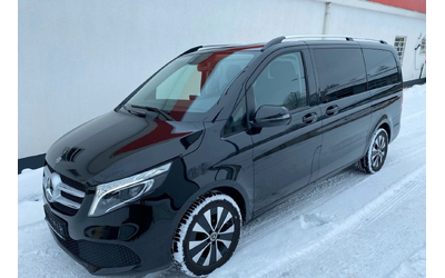 mercedes-benz-v-220 - 1