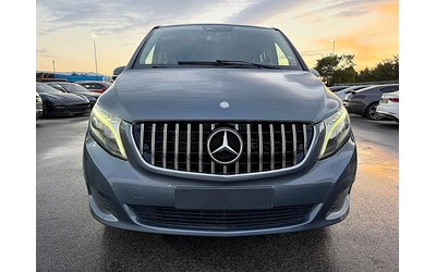 mercedes-benz-v-220 - 0