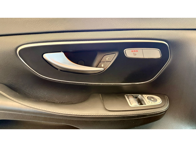 Mercedes-Benz V 250 V 250 CDI* Лизинг* Maybach* MagicSky - автомобили, коли, обяви за нови и употребявани 5