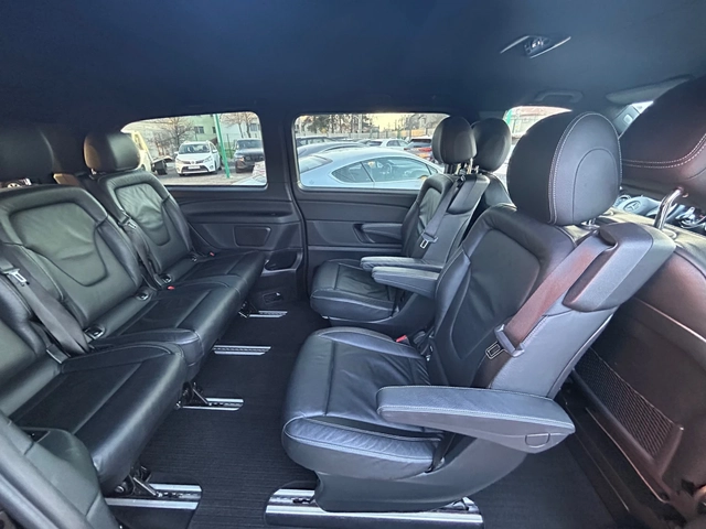 Mercedes-Benz V 250 4Matic* Long* Ел. врати - автомобили, коли, обяви за нови и употребявани 10
