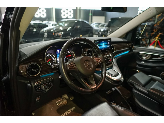 Mercedes-Benz V 300 D 7+ 1 LONG FULL AMG LINE BURMEISTER ЛИЗИНГ 100% - автомобили, коли, обяви за нови и употребявани 10