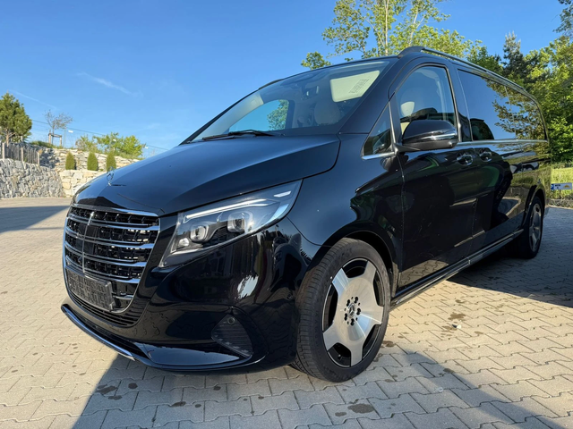 Mercedes-Benz V 300 d* Extralang* 4Matic* Airmatic* VIPSeats* Exclusiv - автомобили, коли, обяви за нови и употребявани 0