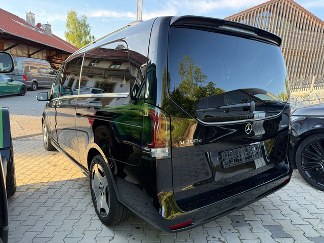 Mercedes-Benz V 300 d* Extralang* 4Matic* Airmatic* VIPSeats* Exclusiv - автомобили, коли, обяви за нови и употребявани 2