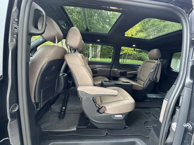 Mercedes-Benz V 300 d / 4-MATIC/ AMG OPTIC / ГАРАНЦИОНЕН - автомобили, коли, обяви за нови и употребявани 10