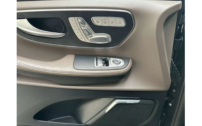 Mercedes-Benz V 300 d / 4-MATIC/ AMG OPTIC / ГАРАНЦИОНЕН - автомобили, коли, обяви за нови и употребявани 13