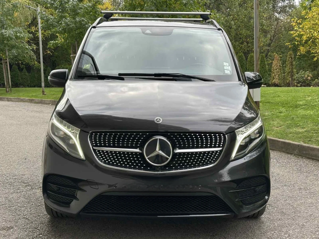 Mercedes-Benz V 300 d / 4-MATIC/ AMG OPTIC / ГАРАНЦИОНЕН - автомобили, коли, обяви за нови и употребявани 1