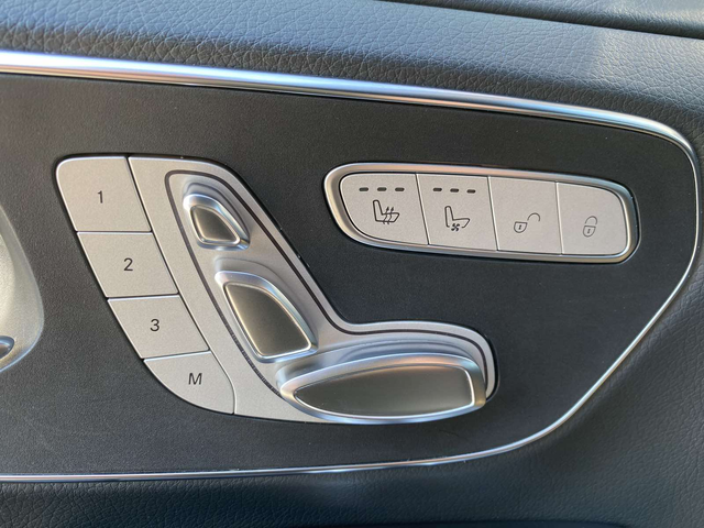 Mercedes-Benz V 300 - автомобили, коли, обяви за нови и употребявани 6