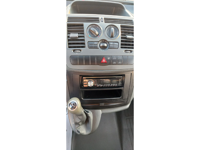 Mercedes-Benz Vito 113 cdi 4x4 клима - автомобили, коли, обяви за нови и употребявани 14