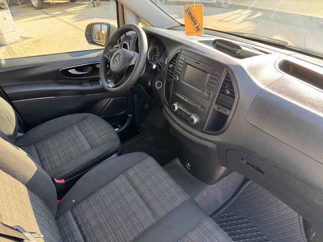 Mercedes-Benz Vito 114CDI 6-местен Товаропътнически  Клима - автомобили, коли, обяви за нови и употребявани 8