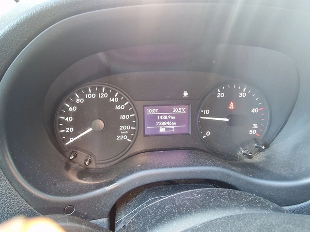 Mercedes-Benz Vito 114 - автомобили, коли, обяви за нови и употребявани 8