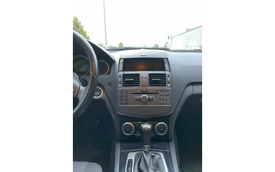 Mercedes-Benz W100, 2011 г., 209000 км, 136 к.с. - автомобили, коли, обяви за нови и употребявани 5