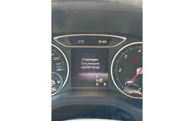 Mercedes-Benz W100 d - автомобили, коли, обяви за нови и употребявани 11