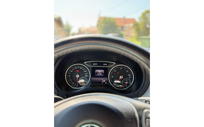 Mercedes-Benz W100 d - автомобили, коли, обяви за нови и употребявани 8