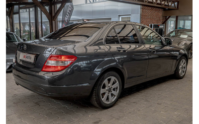Mercedes C200 5G-Tronic/Xenon/Bluetooth/Tempomat/Климатроник - автомобили, коли, обяви за нови и употребявани 5
