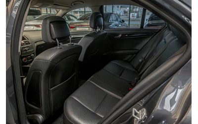 Mercedes C200 5G-Tronic/Xenon/Bluetooth/Tempomat/Климатроник - автомобили, коли, обяви за нови и употребявани 7