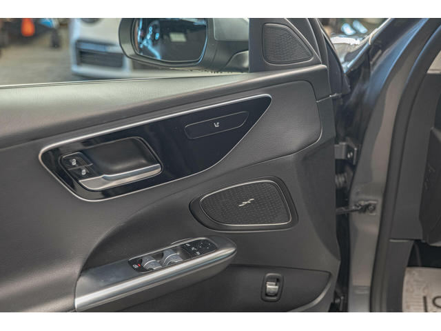 Mercedes C200 Avantgarde/Virtual/MBUX/USB/Thermatic/Sport - автомобили, коли, обяви за нови и употребявани 8
