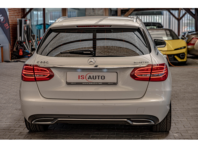 Mercedes C220 CDI/Avangarde/F1/PDC/MultiBeam Led/Dynamic Select - автомобили, коли, обяви за нови и употребявани 3