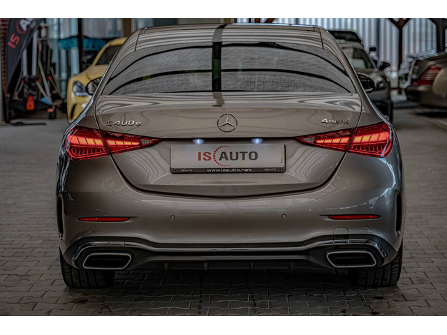 Mercedes C400 e/AMG Line/4Matic/Ambient/Камера/MBUX/Панорама - автомобили, коли, обяви за нови и употребявани 3