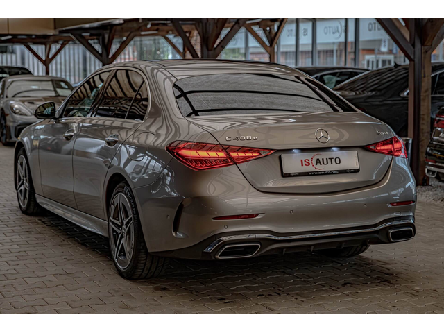 Mercedes C400 e/AMG Line/4Matic/Ambient/Камера/MBUX/Панорама - автомобили, коли, обяви за нови и употребявани 4