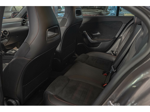 Mercedes CLA 200d AMG Line/Night Packet/MBUX/Virtual/Подгрев/Камера - автомобили, коли, обяви за нови и употребявани 7